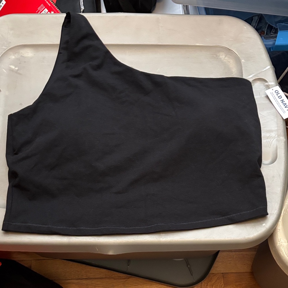 Old Navy Black One-Shoulder Crop Top